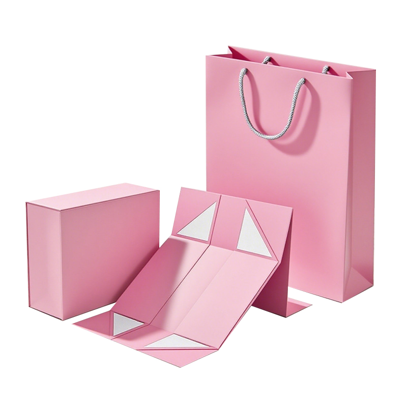 Bukankah kotak kado syal merupakan keajaiban seremonial yang mengubah syal lembut dari dibungkus menjadi dipajang?