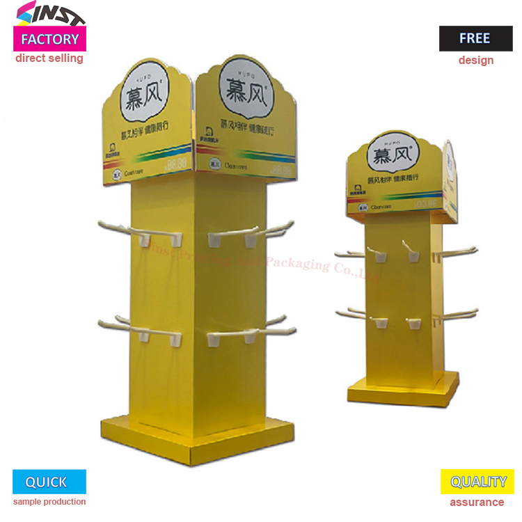 Pop All Sides Hooks Floor Display Stand di Supermarket untuk Kaus Kaki